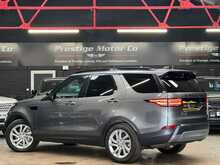 Land Rover Discovery SD V6 HSE Luxury 