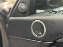 Land Rover Discovery SD V6 HSE Luxury 