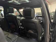 Land Rover Discovery SD V6 HSE Luxury 
