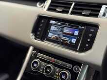 Land Rover Range Rover Sport SD V6 HSE Dynamic 