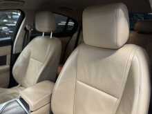 Jaguar XF d V6 Luxury 