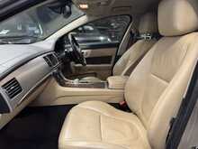 Jaguar XF d V6 Luxury 