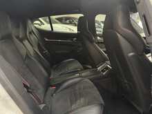 Porsche Panamera V8 GTS 