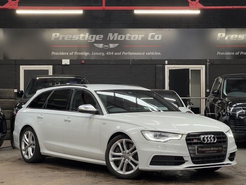 Audi S6 Avant TFSI V8 - U714