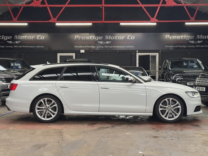 Audi S6 Avant TFSI V8 - U714