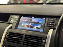 Land Rover Discovery Sport TD4 HSE 