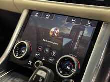 Land Rover Range Rover Sport SD V6 HSE Dynamic 