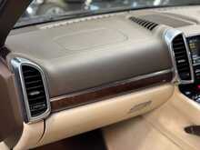 Porsche Cayenne h V6 S 