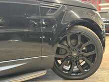 Land Rover Range Rover Sport SD V6 HSE Dynamic 
