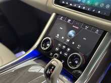 Land Rover Range Rover Sport P575 V8 SVR Carbon Edition 