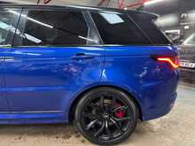 Land Rover Range Rover Sport P575 V8 SVR Carbon Edition 