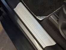 Land Rover Range Rover SD V8 Vogue SE 