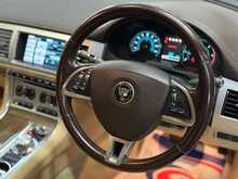 Jaguar XF d V6 Premium Luxury 