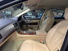 Jaguar XF d V6 Premium Luxury 
