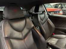 Alfa Romeo GT JTDM Cloverleaf 