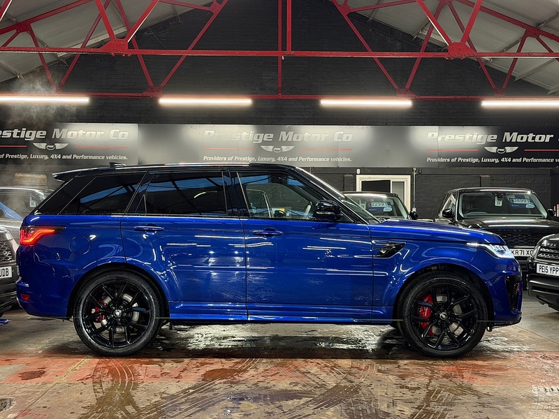 Land Rover Range Rover Sport P575 V8 SVR - U780