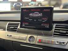 Audi S8 TFSI V8 