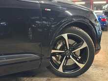 Audi Q7 TDI V6 Black Edition 