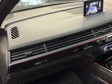 Audi Q7 TDI V6 Black Edition 