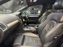 Audi Q7 TDI V6 S line 