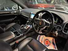 Porsche Cayenne TD V6 