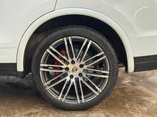 Porsche Cayenne TD V6 