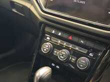 Volkswagen T-Roc TSI R 