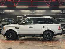 Land Rover Range Rover Sport TD V6 HSE 