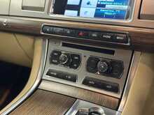Jaguar XF d Luxury 