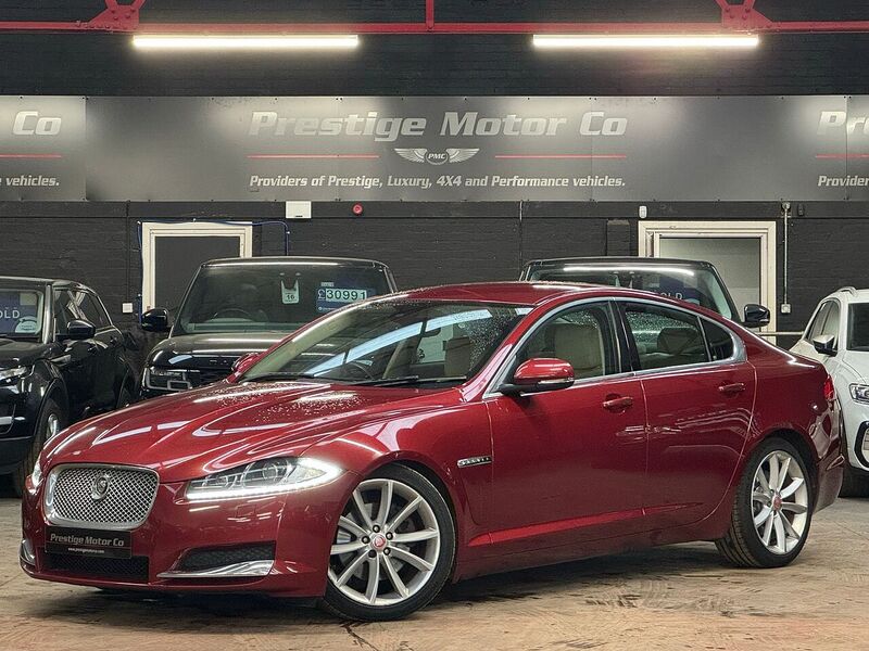 2012 Jaguar XF d V6 Premium Luxury photo