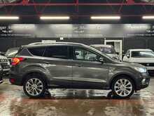 Ford Kuga TDCi EcoBlue Titanium X Edition 