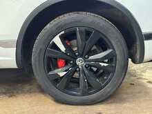 Volkswagen Touareg TDI V6 BlueMotion Tech R-Line 