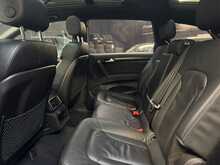 Audi Q7 TDI V8 S line Plus 