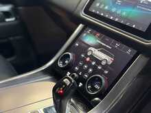 Land Rover Range Rover Sport SD V6 HSE 