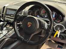 Porsche Cayenne TD V8 S 