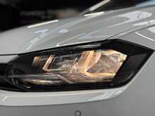 Volkswagen Polo TSI SE 