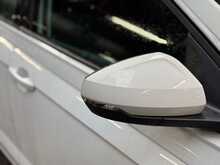 Volkswagen Polo TSI SE 