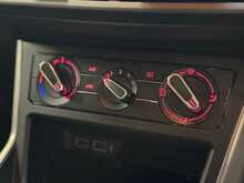 Volkswagen Polo TSI SE 