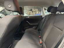 Volkswagen Polo TSI SE 