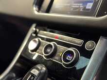 Land Rover Range Rover Sport SD V6 HSE Dynamic 