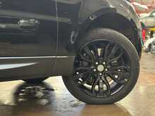 Land Rover Range Rover Sport SD V6 HSE Dynamic 