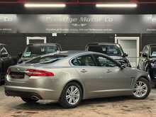 Jaguar XF d V6 Luxury 