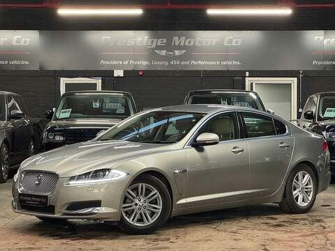 Jaguar XF 3.0d V6 Luxury Saloon 4dr Diesel Auto Euro 5 (240 ps)