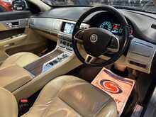 Jaguar XF d V6 Luxury 