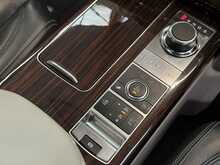 Land Rover Range Rover SD V8 Vogue SE 