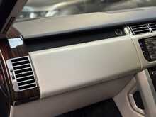 Land Rover Range Rover SD V8 Vogue SE 