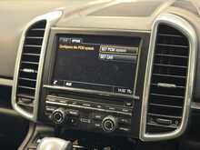 Porsche Cayenne V6 
