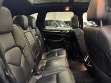 Porsche Cayenne V6 