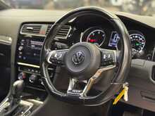 Volkswagen Golf TDI R-Line 