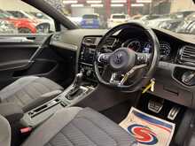 Volkswagen Golf TDI R-Line 